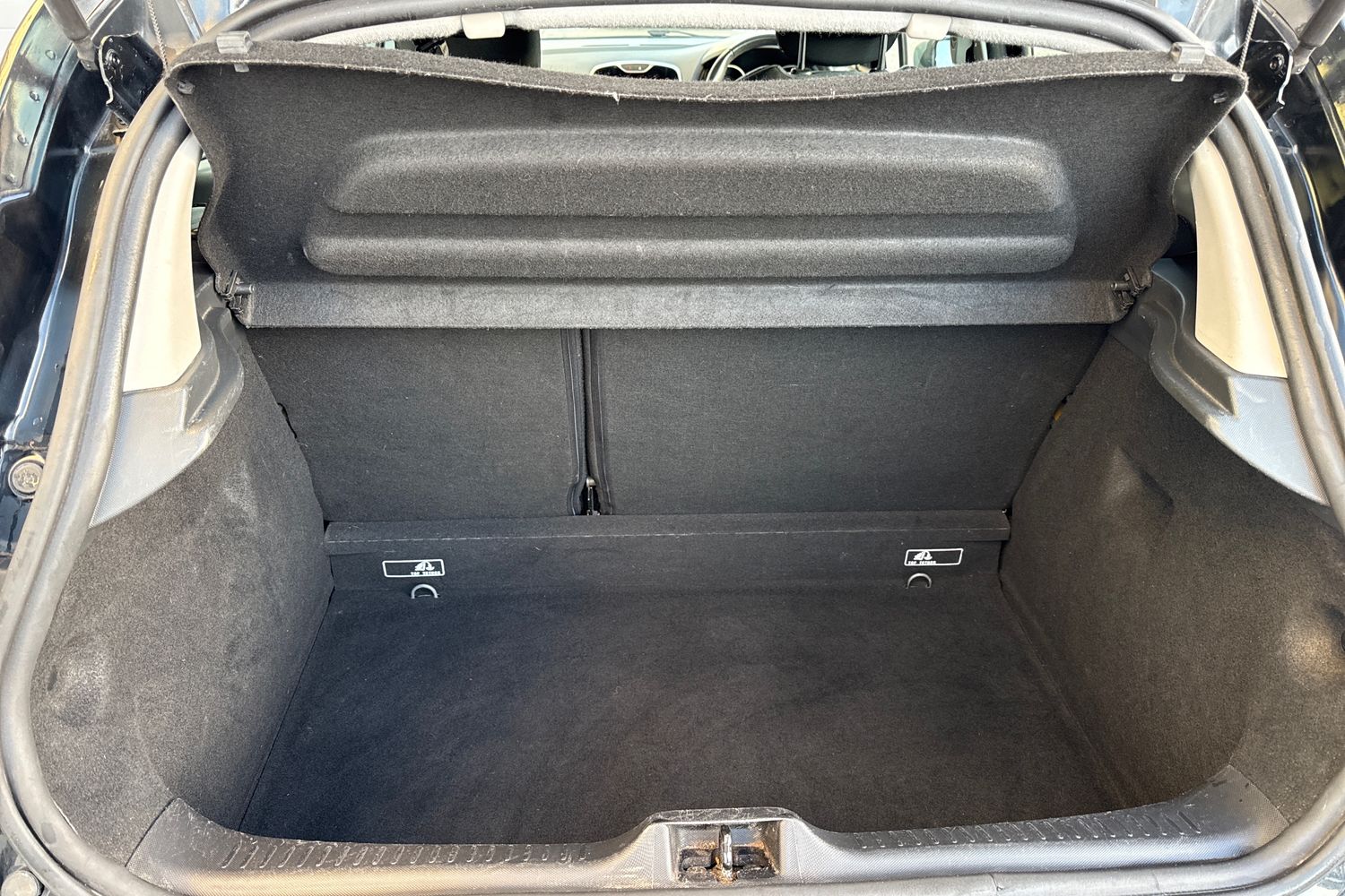 Used Renault Clio 2015 for sale - 76705571: Photo 7