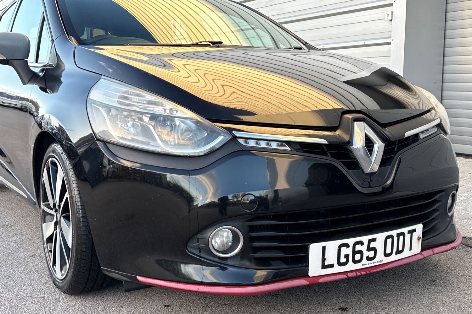 Used Renault Clio 2015 for sale - 76705571: Photo 9
