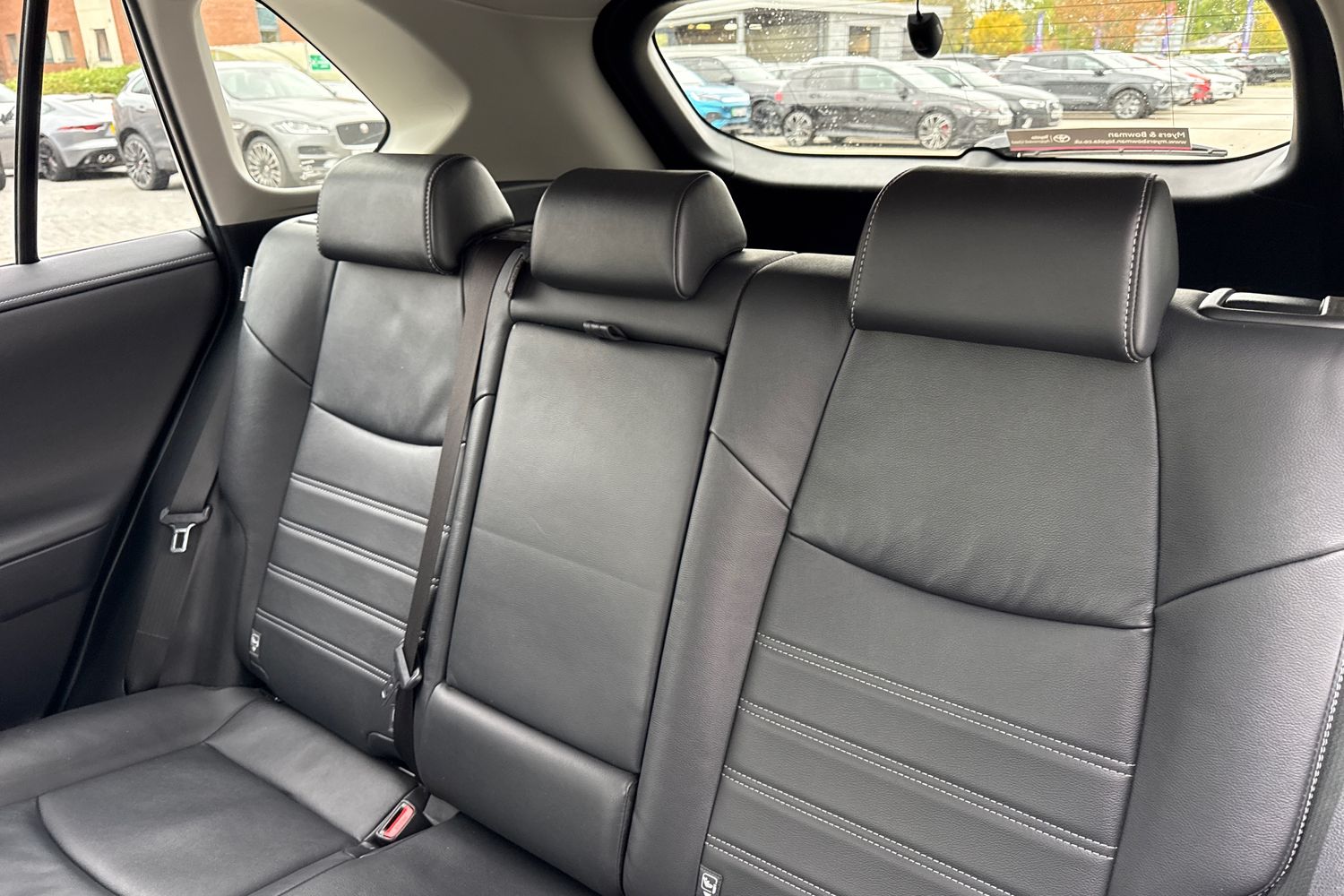 Used Toyota RAV4 2021 for sale - 76236689: Photo 19