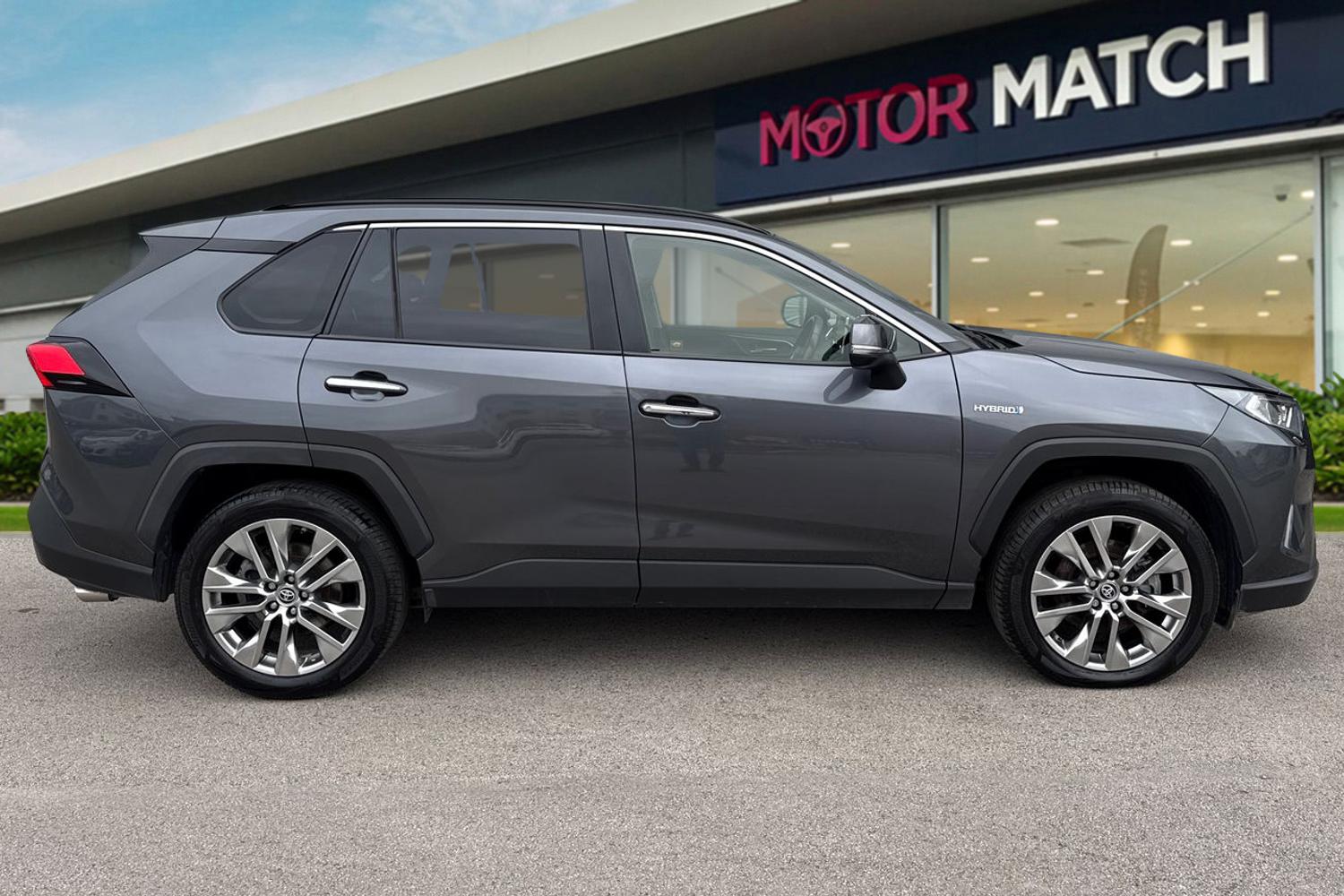 Used Toyota RAV4 2021 for sale - 76236689: Photo 3