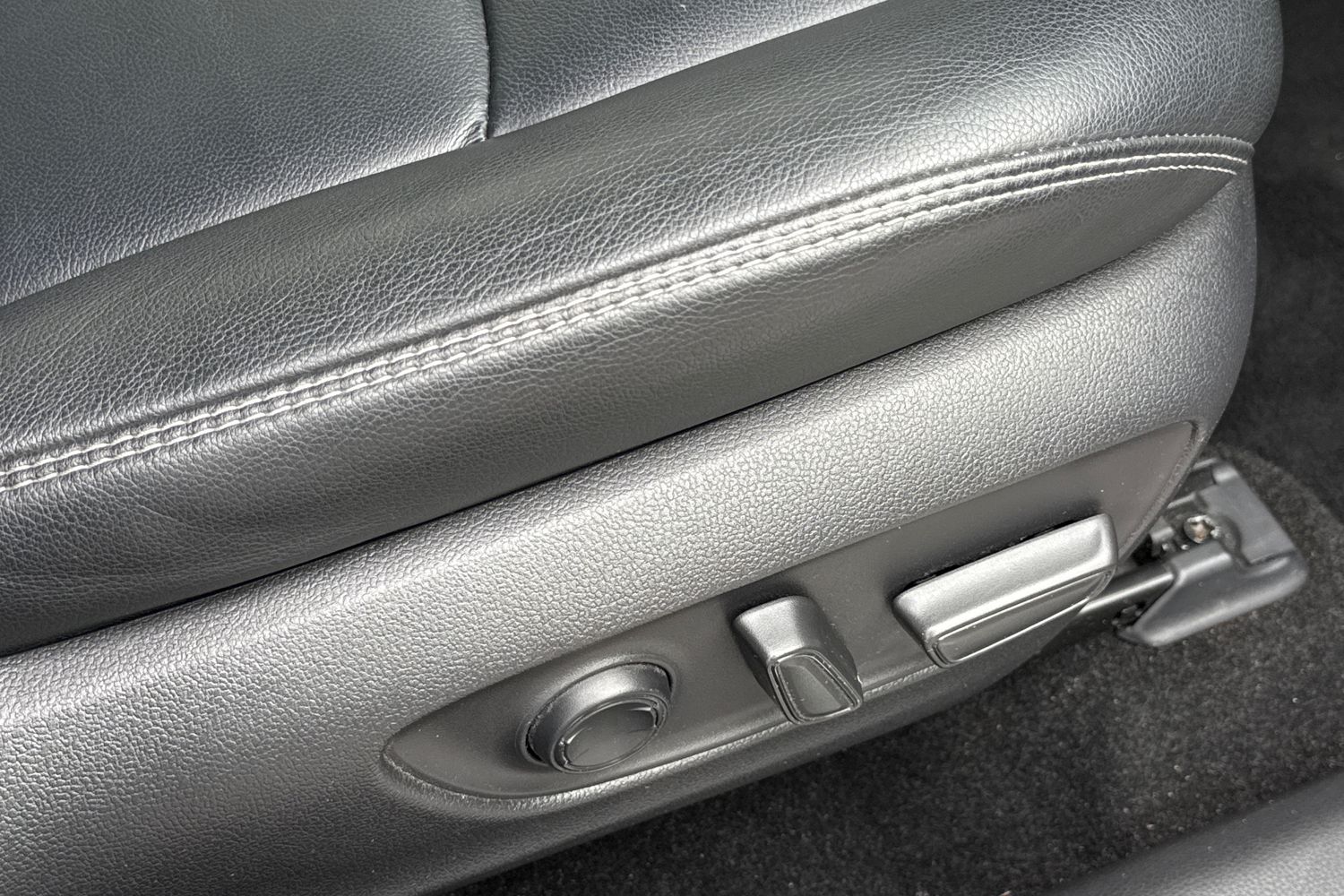 Used Toyota RAV4 2021 for sale - 76236689: Photo 39