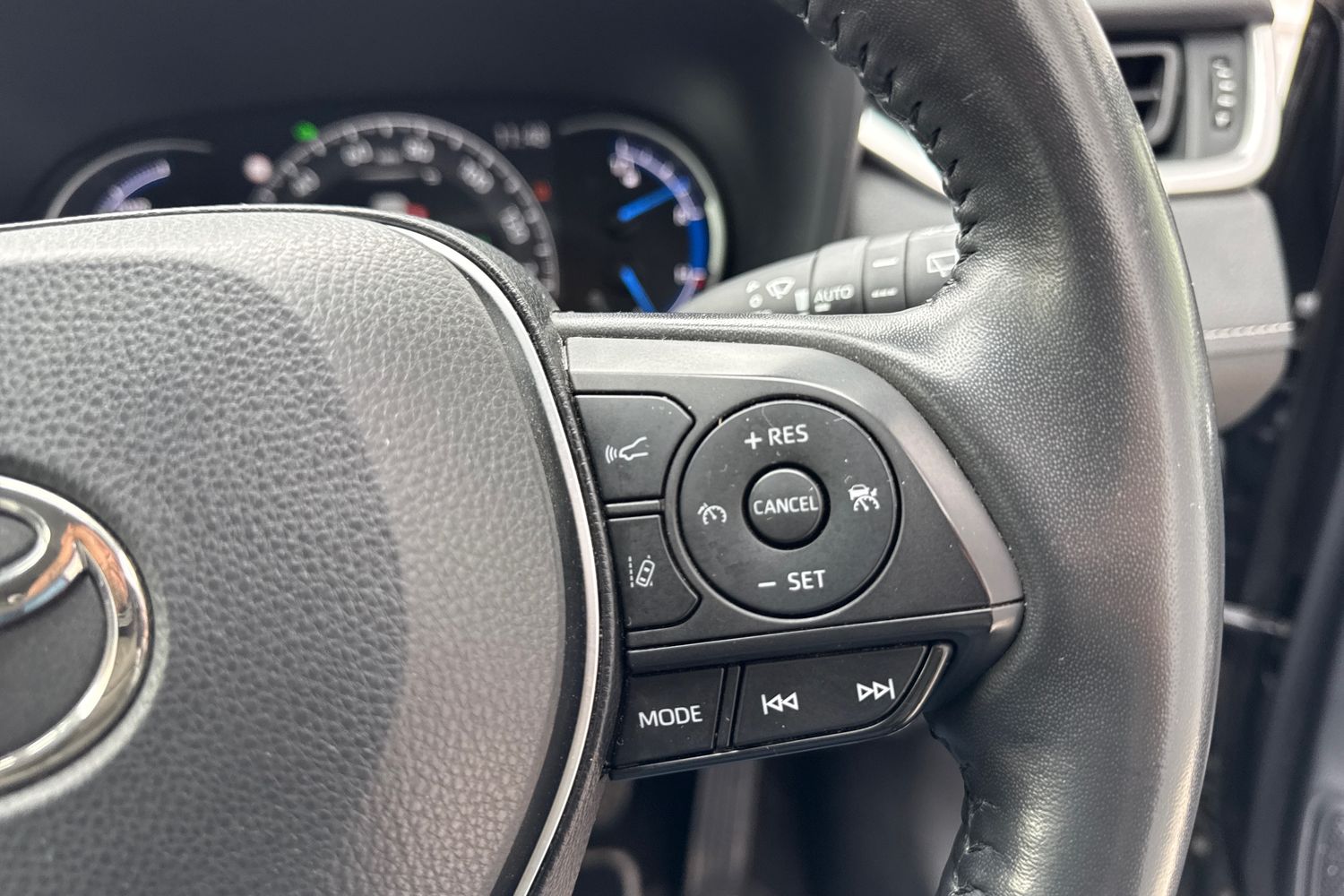 Used Toyota RAV4 2021 for sale - 76236689: Photo 57