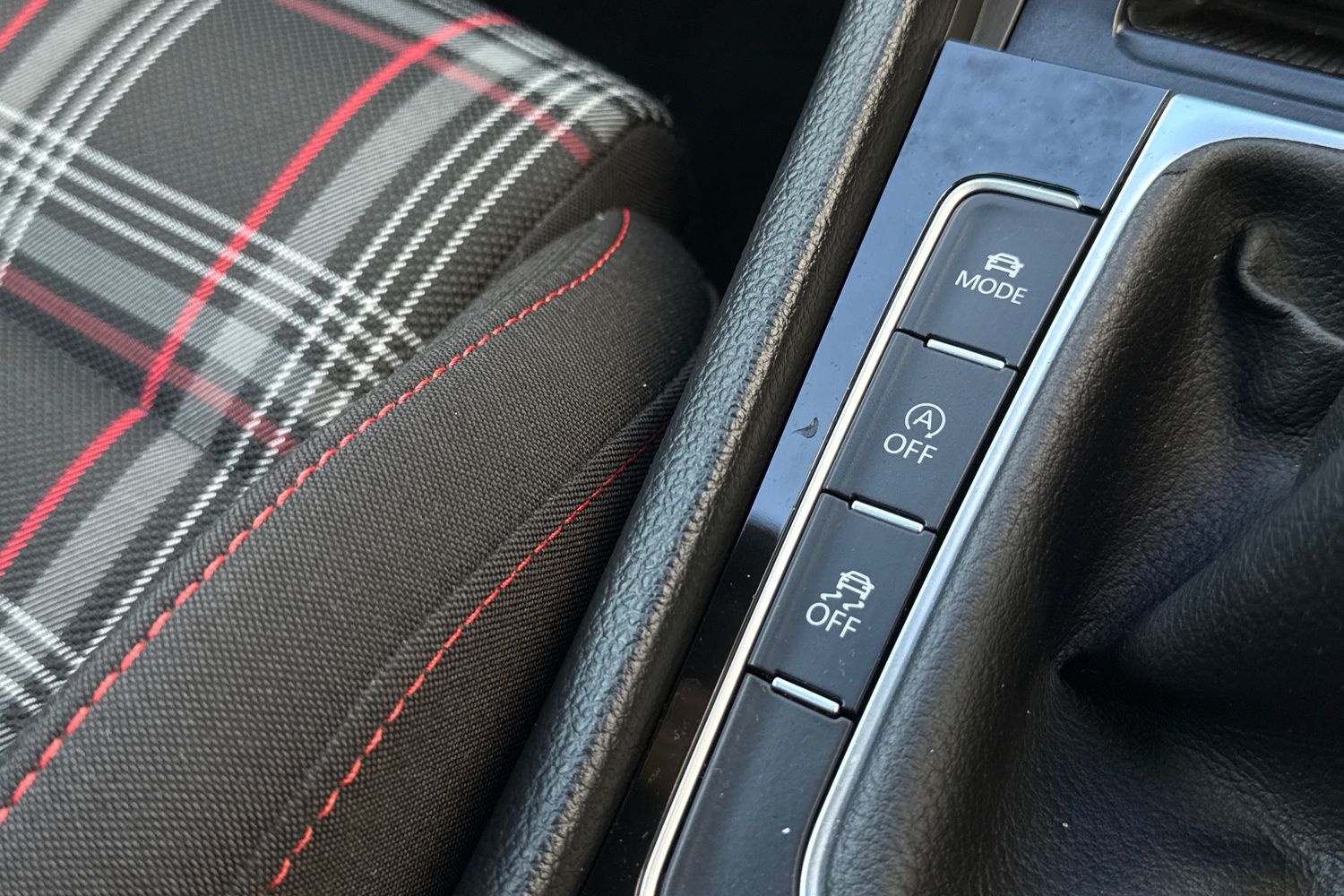 Used Volkswagen Golf 2017 for sale - 77355410: Photo 54