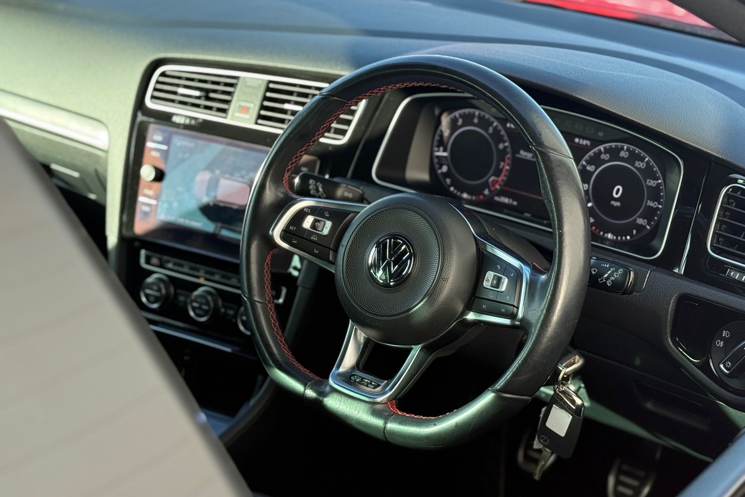 Used Volkswagen Golf 2017 for sale - 77355410: Photo 55