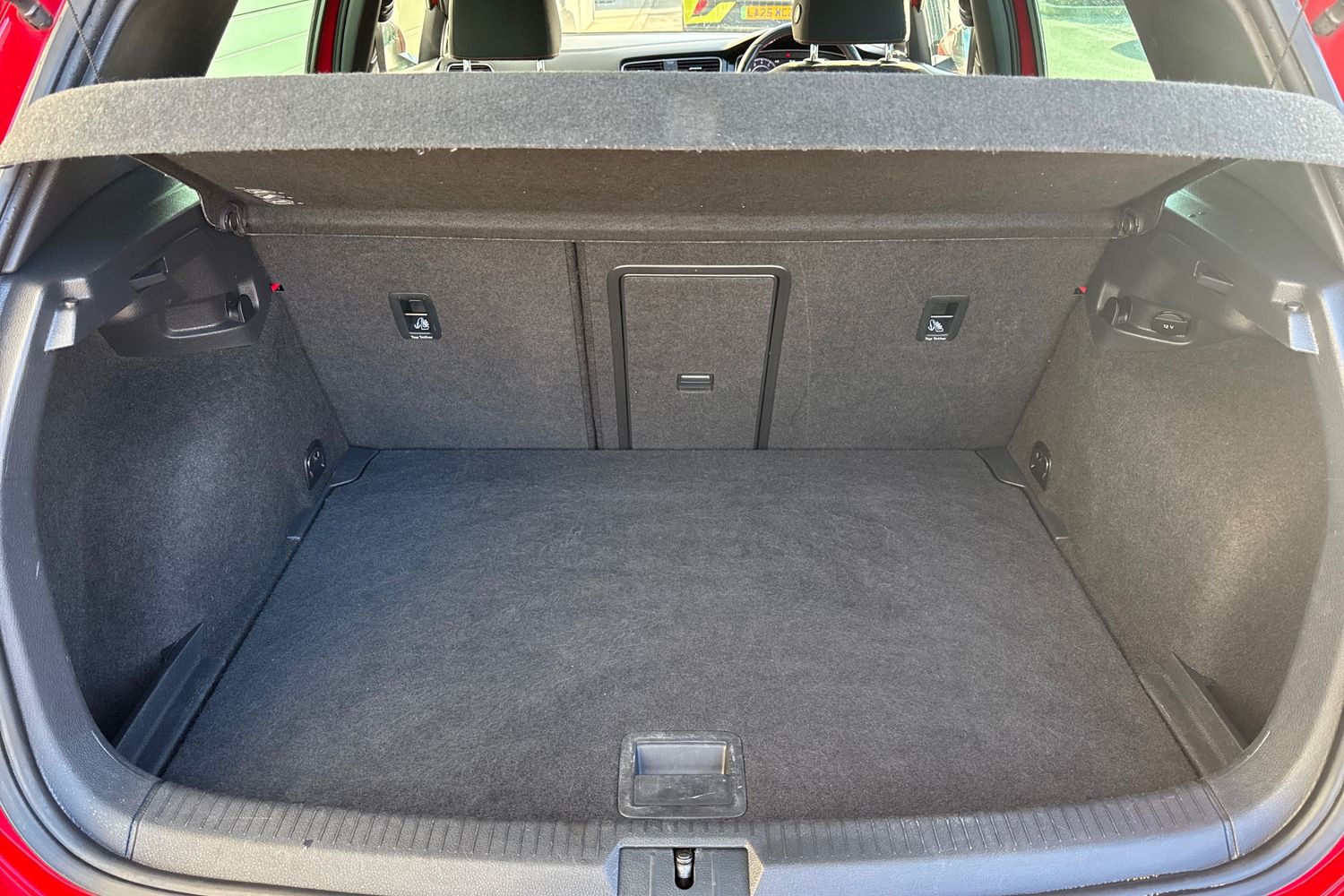 Used Volkswagen Golf 2017 for sale - 77355410: Photo 6