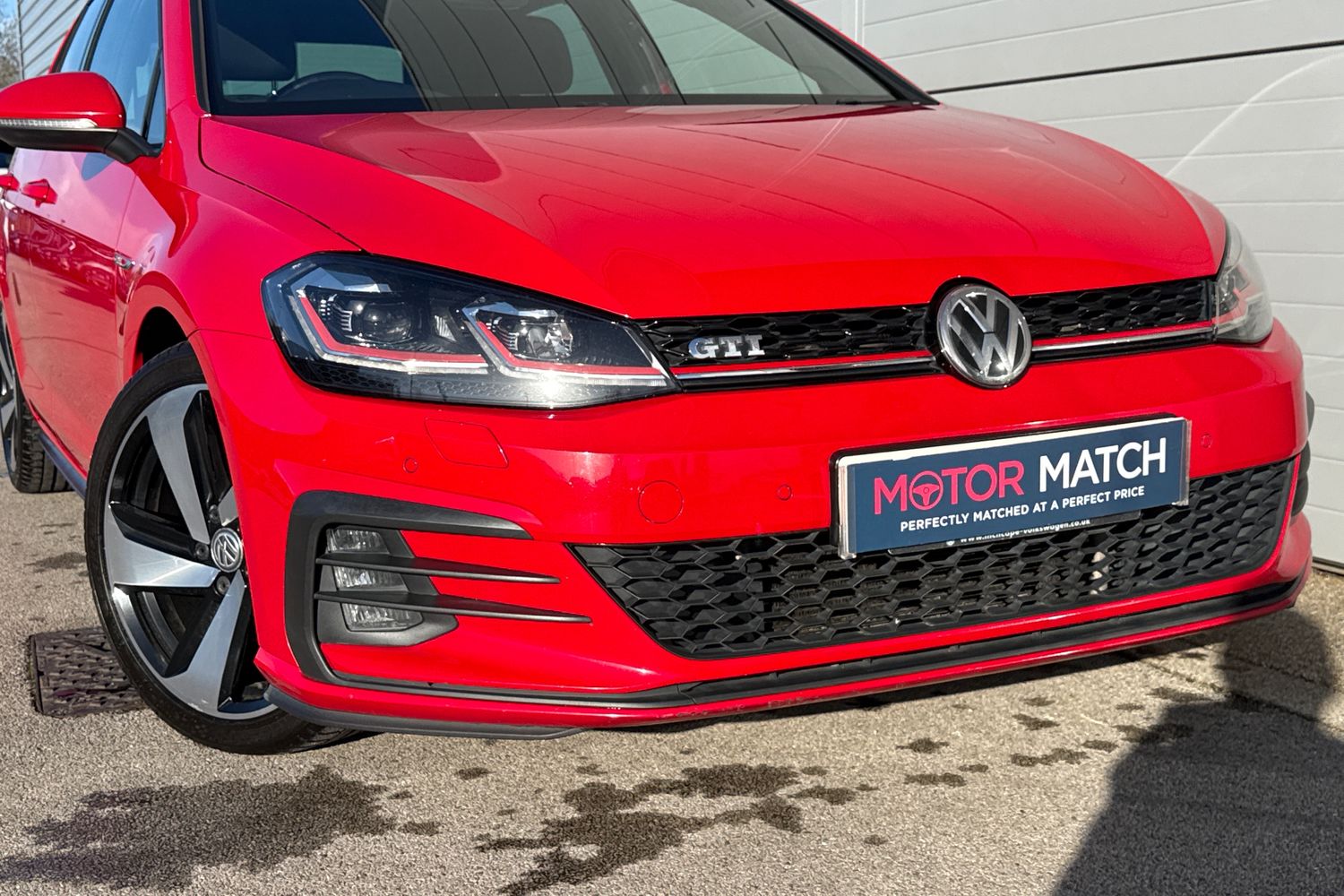 Used Volkswagen Golf 2017 for sale - 77355410: Photo 8