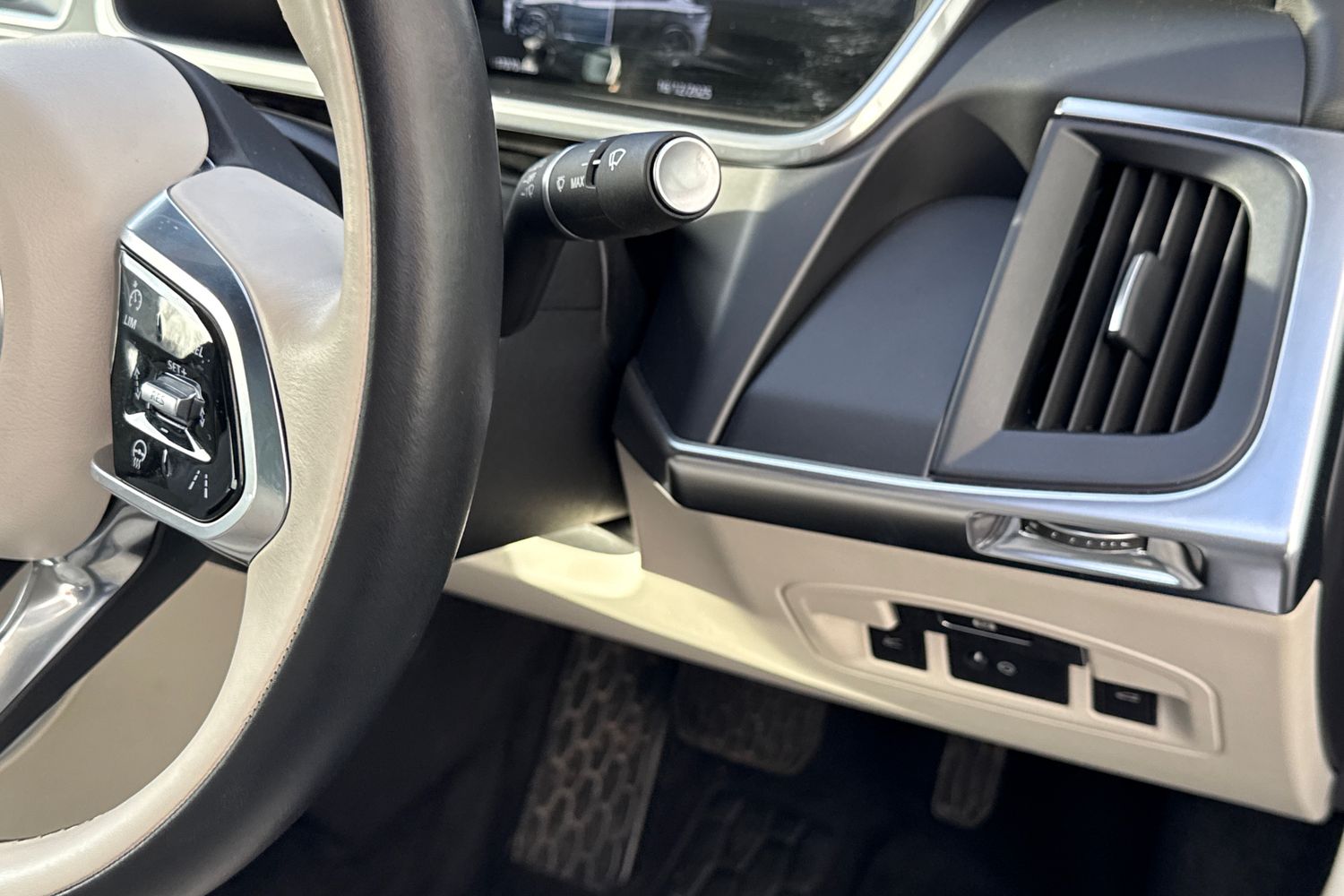 Used Jaguar I-Pace 2023 for sale - 76961601: Photo 46