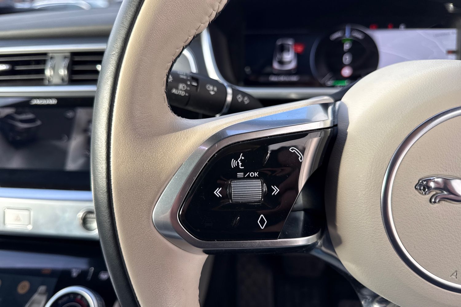 Used Jaguar I-Pace 2023 for sale - 76961601: Photo 58