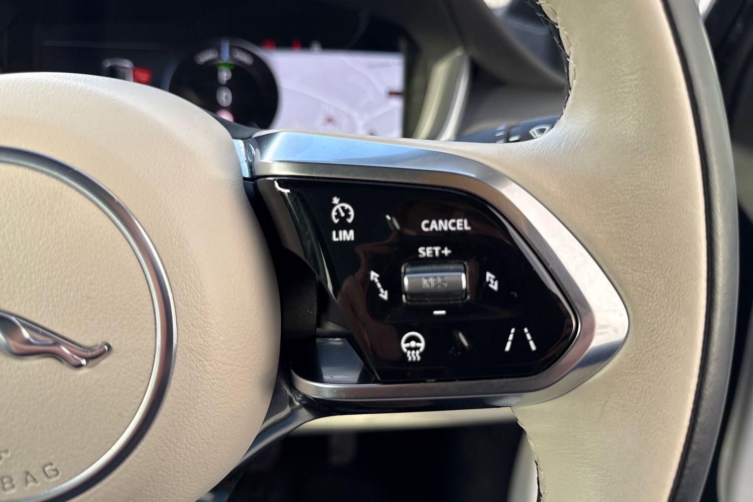 Used Jaguar I-Pace 2023 for sale - 76961601: Photo 59