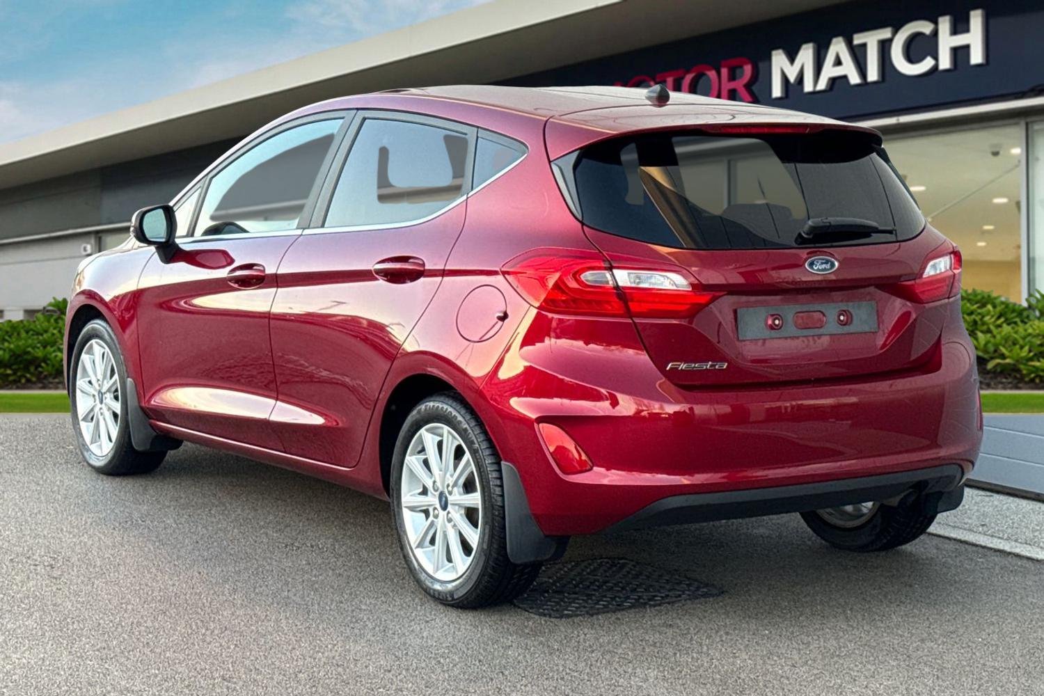 Used Ford Fiesta 2018 for sale - 76934308: Photo 2