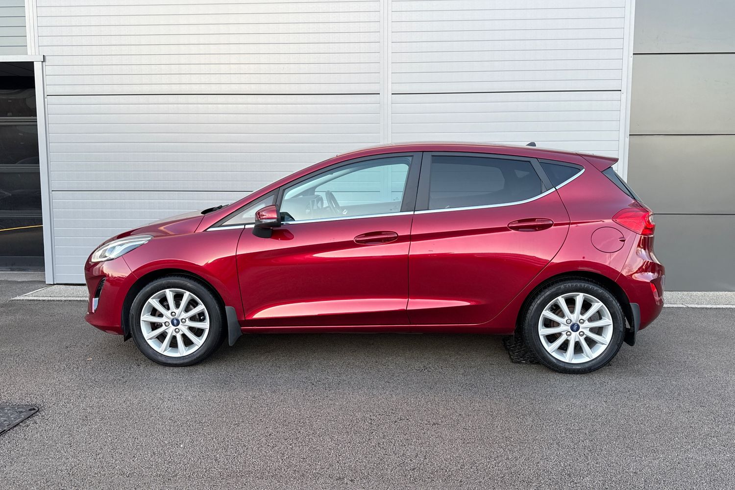 Used Ford Fiesta 2018 for sale - 76934308: Photo 28