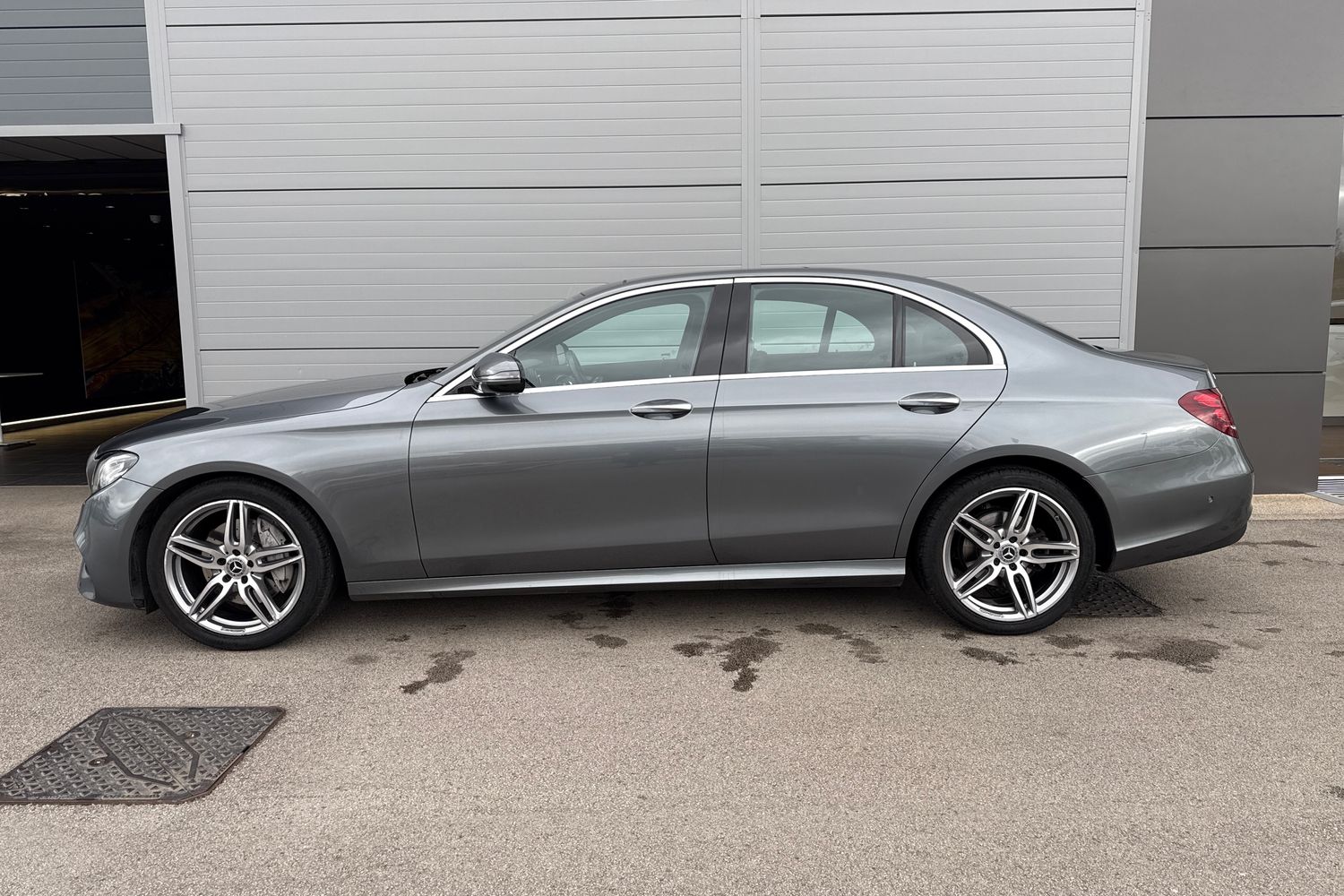 Used Mercedes-Benz E Class 2017 for sale - 77829448: Photo 32