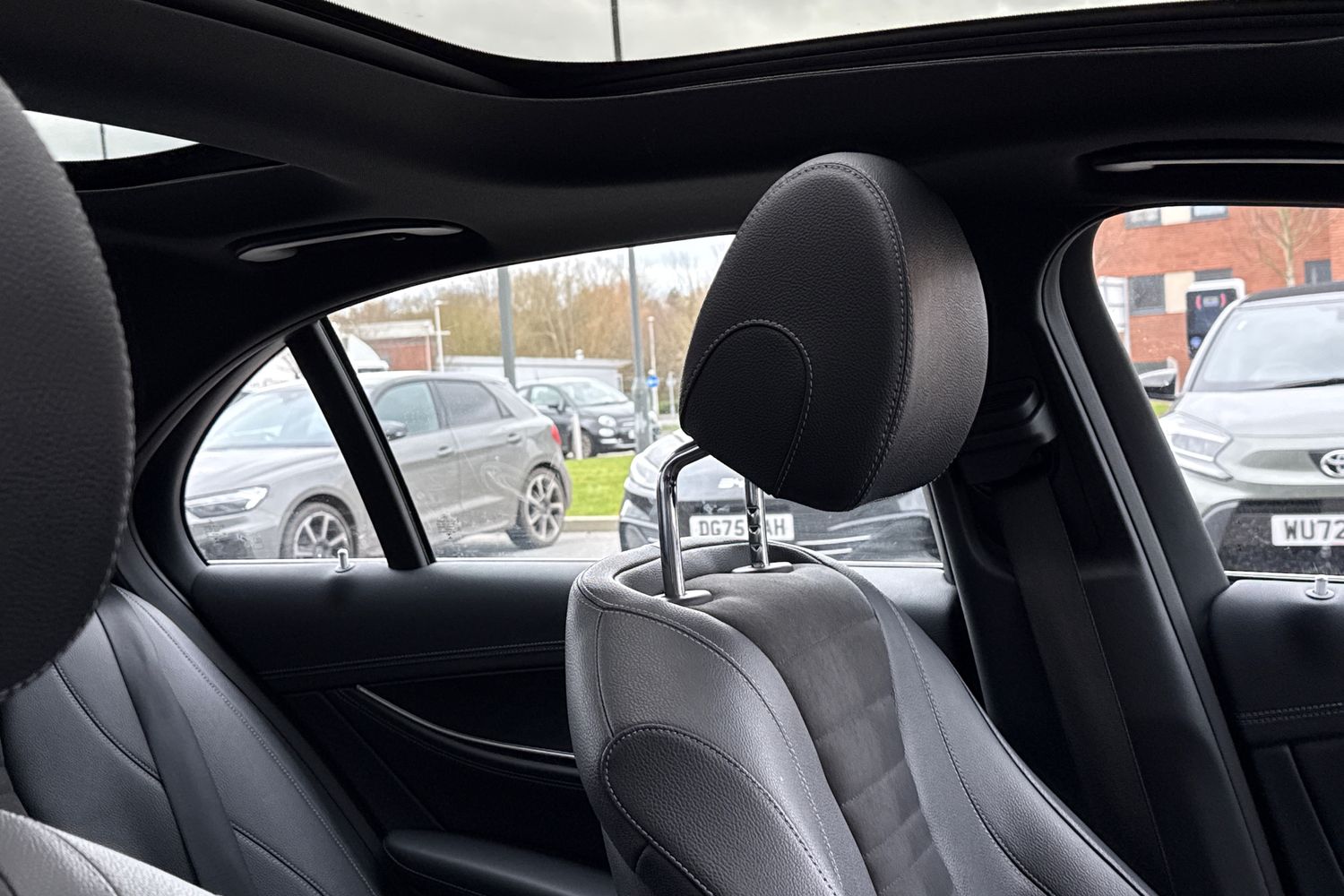 Used Mercedes-Benz E Class 2017 for sale - 77829448: Photo 38