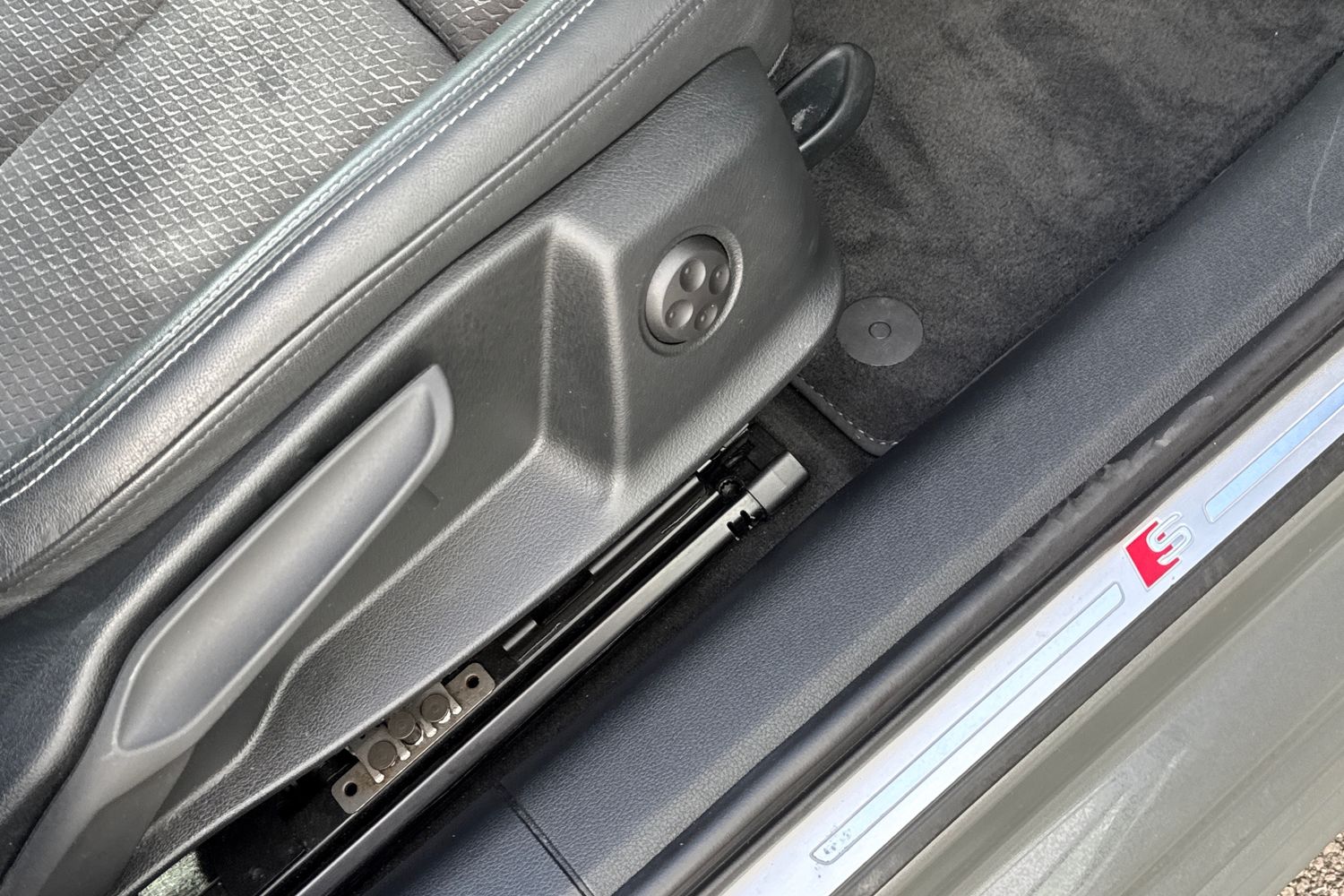 Used Audi A4 2022 for sale - 77733680: Photo 40