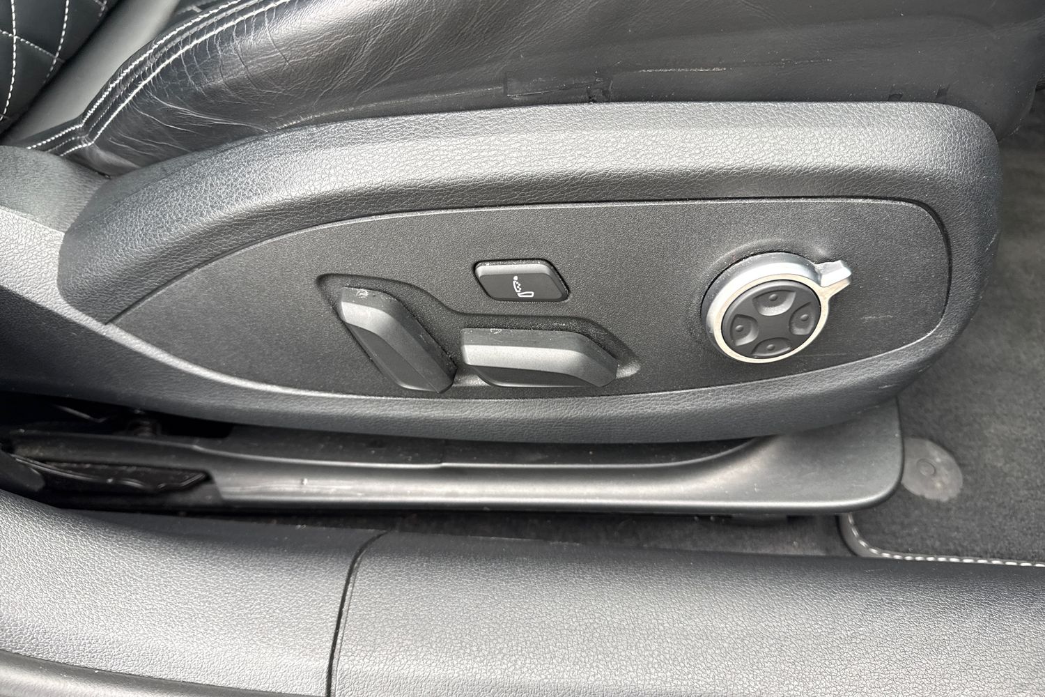 Used Audi S4 Avant 2019 for sale - 77615880: Photo 33