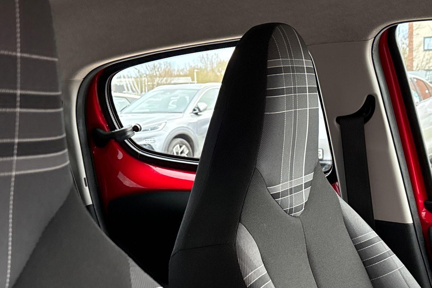 Used Peugeot 108 2018 for sale - 77680160: Photo 39