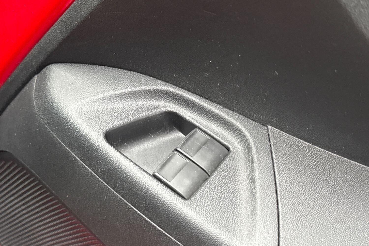 Used Peugeot 108 2018 for sale - 77680160: Photo 42