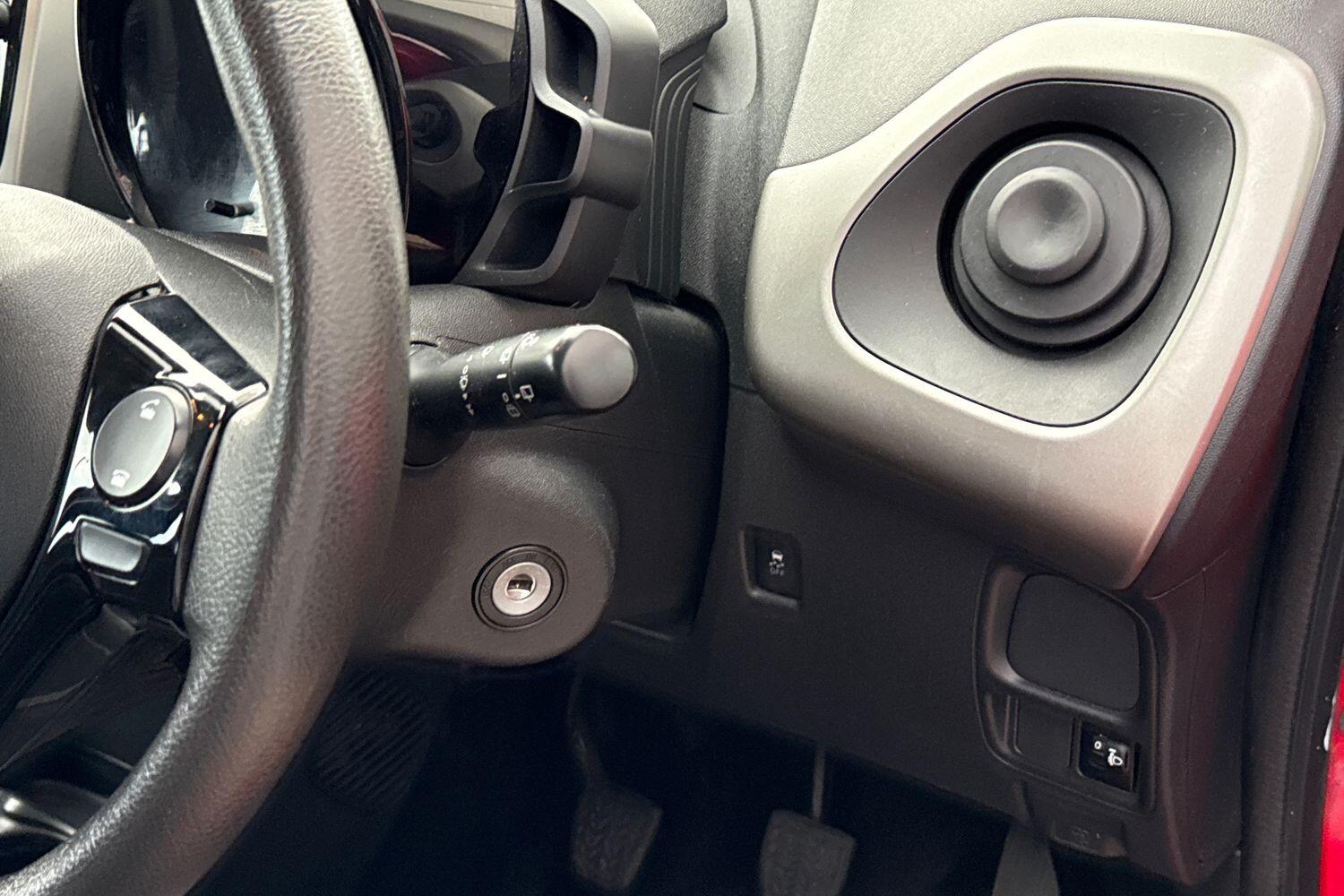 Used Peugeot 108 2018 for sale - 77680160: Photo 43