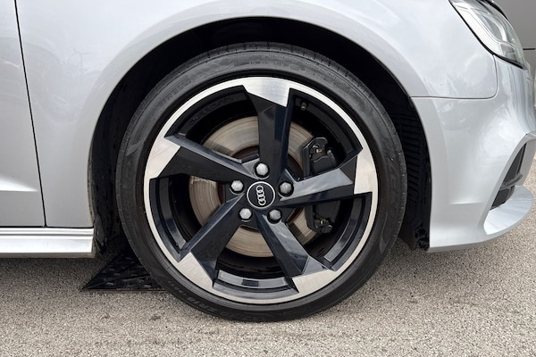 Used Audi S3 2018 for sale - 76311032: Photo 11