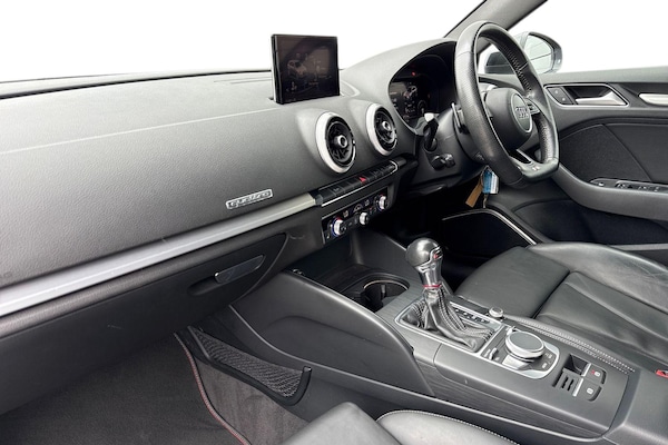 Used Audi S3 2018 for sale - 76311032: Photo 15