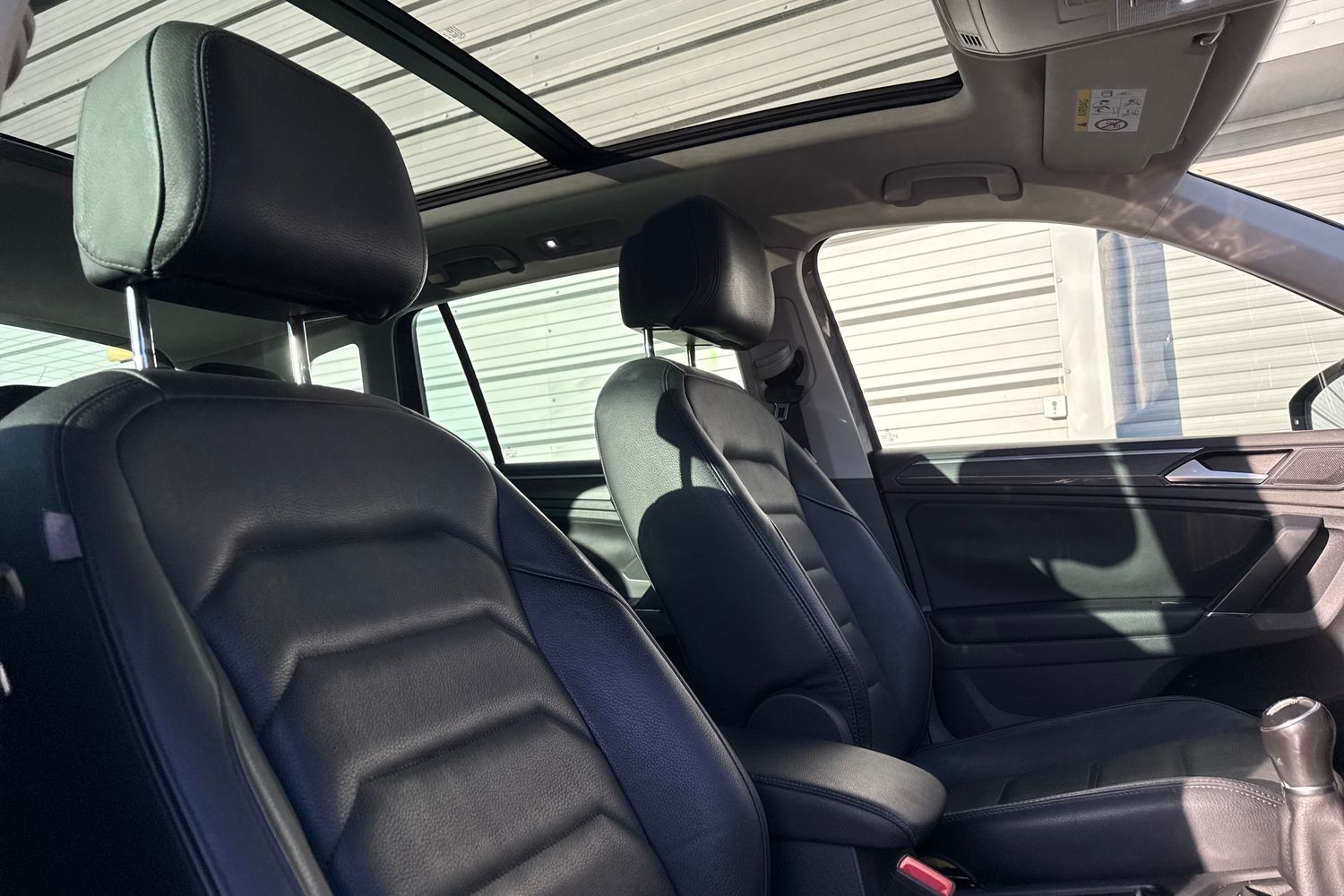 Used Volkswagen Tiguan 2017 for sale - 76401662: Photo 24