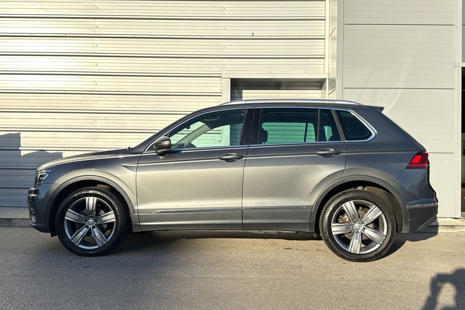 Used Volkswagen Tiguan 2017 for sale - 76401662: Photo 28