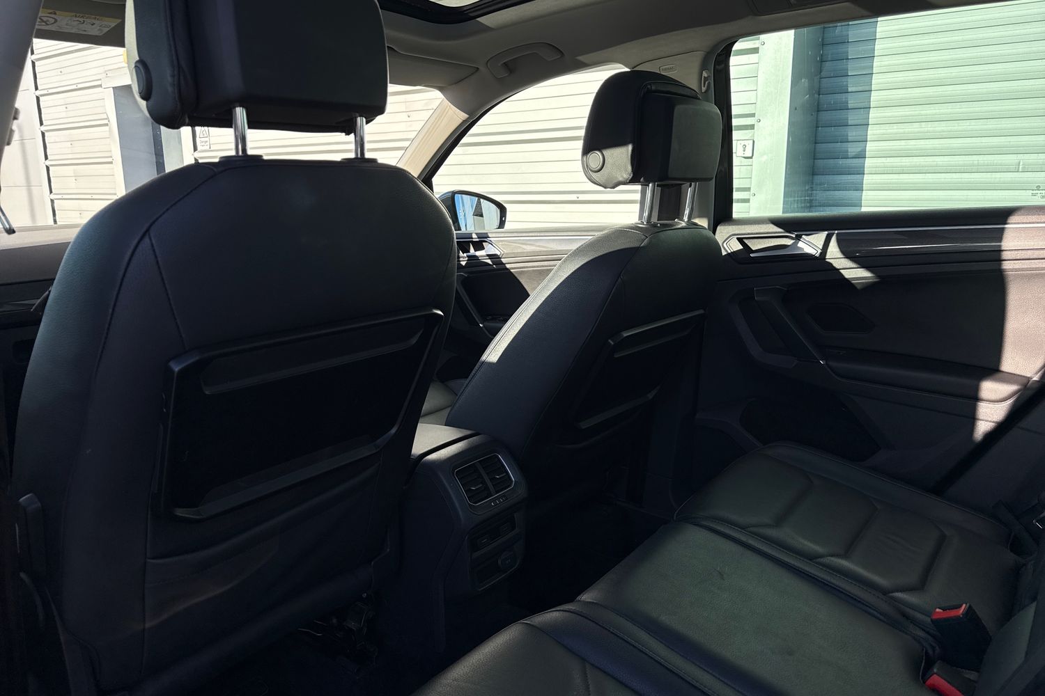 Used Volkswagen Tiguan 2017 for sale - 76401662: Photo 31