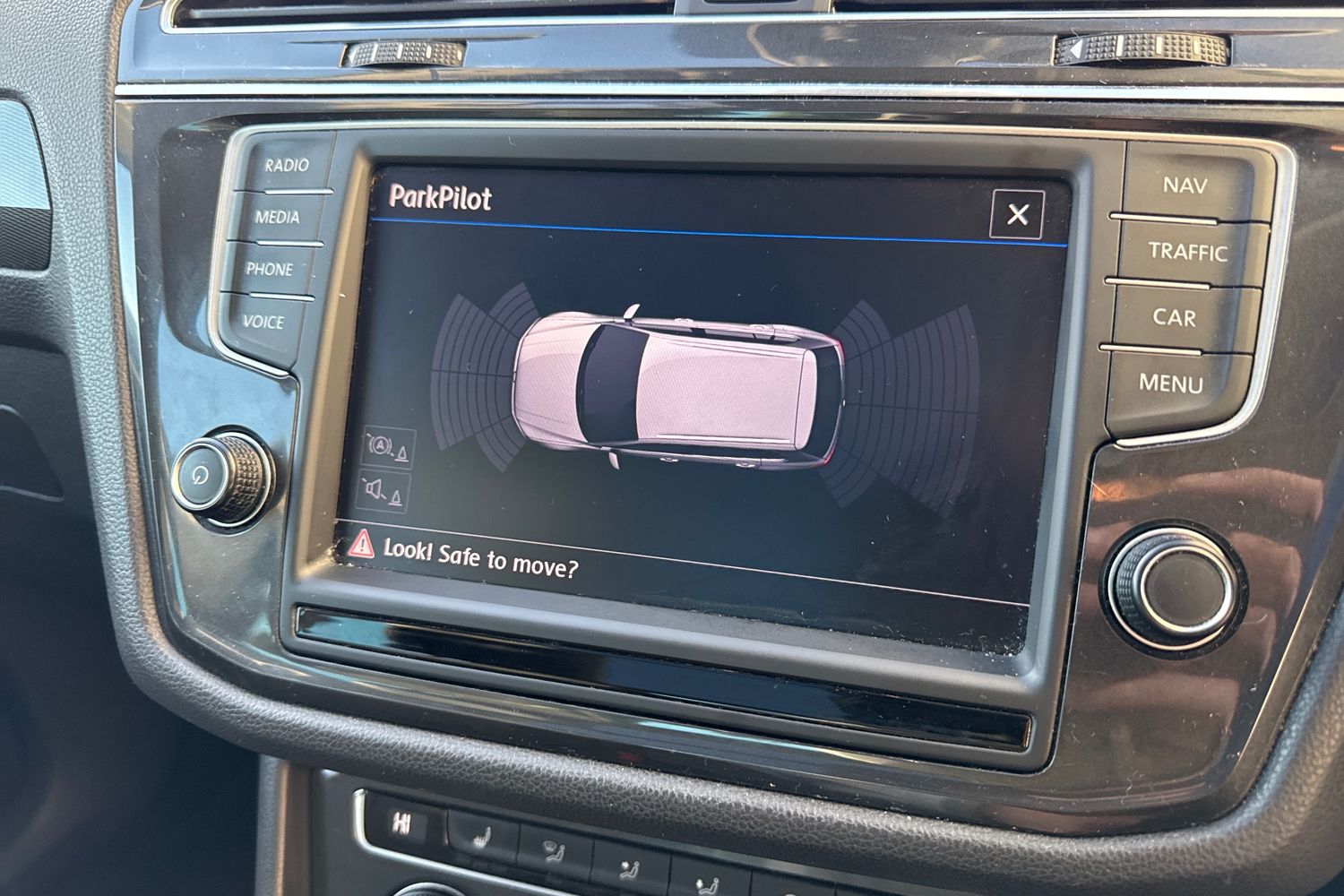 Used Volkswagen Tiguan 2017 for sale - 76401662: Photo 50