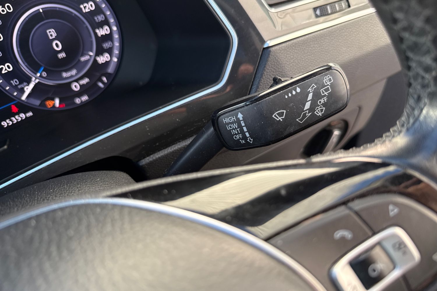 Used Volkswagen Tiguan 2017 for sale - 76401662: Photo 54