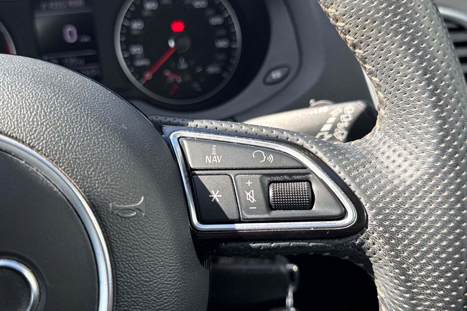 Used Audi Q3 2018 for sale - 78163369: Photo 41