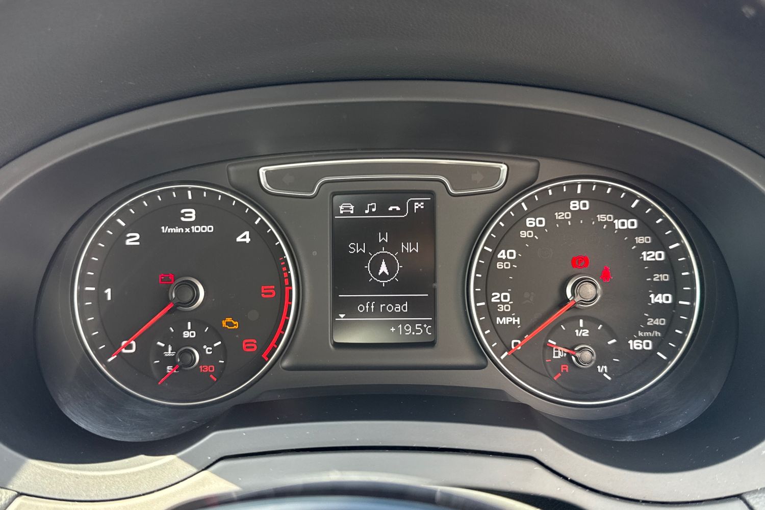 Used Audi Q3 2018 for sale - 78163369: Photo 45