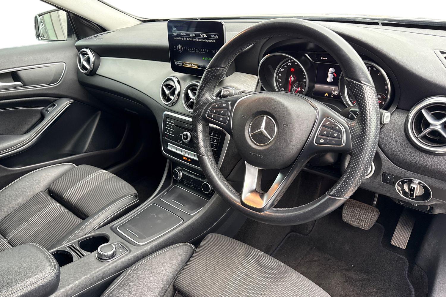 Used Mercedes-Benz GLA 2019 for sale - 77996581: Photo 14