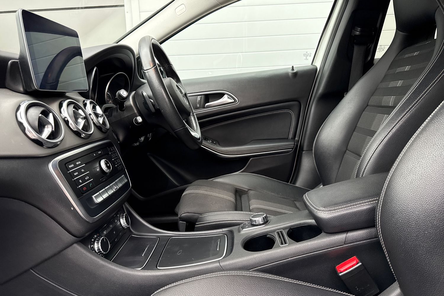 Used Mercedes-Benz GLA 2019 for sale - 77996581: Photo 32