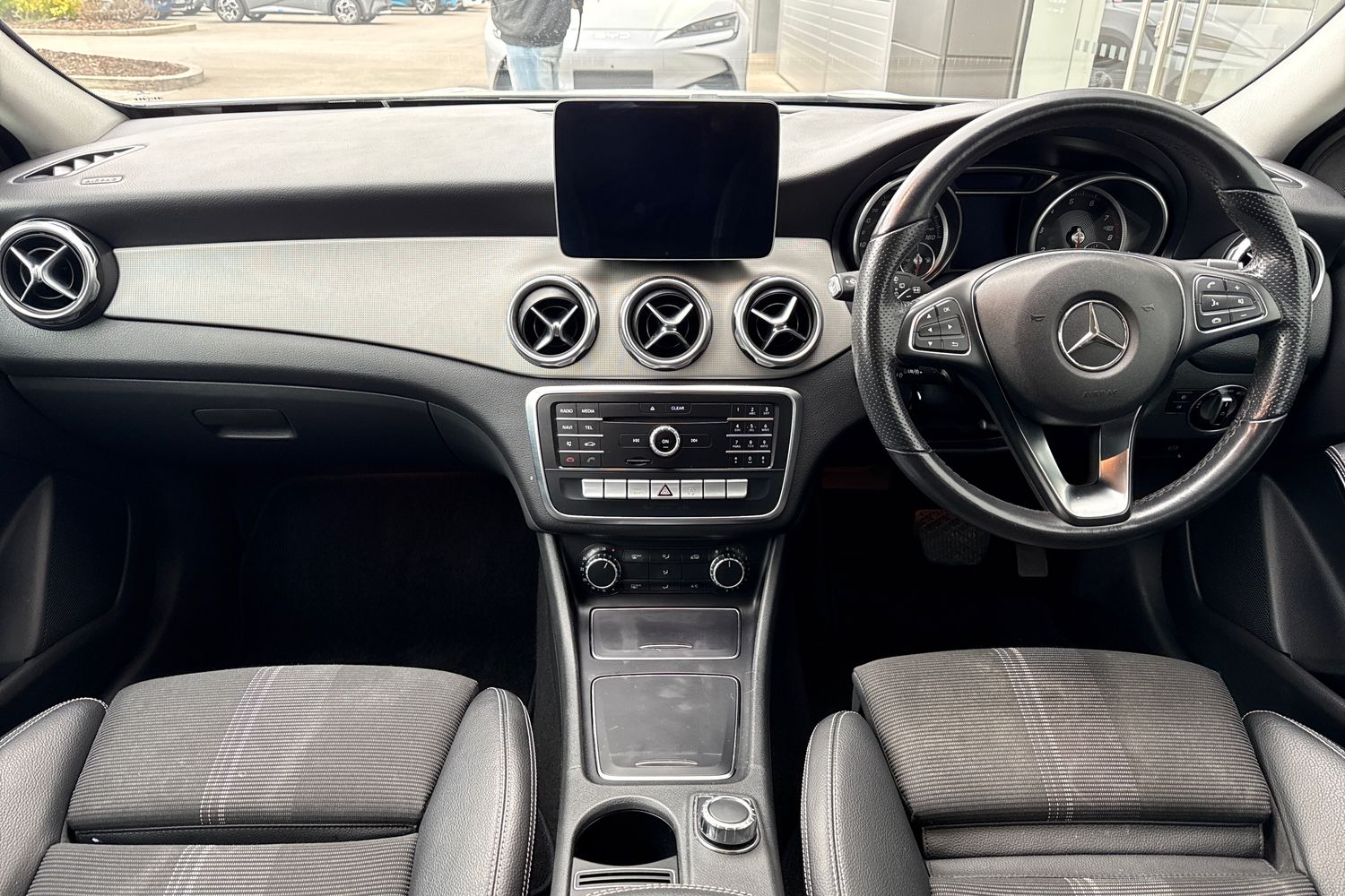 Used Mercedes-Benz GLA 2019 for sale - 77996581: Photo 35