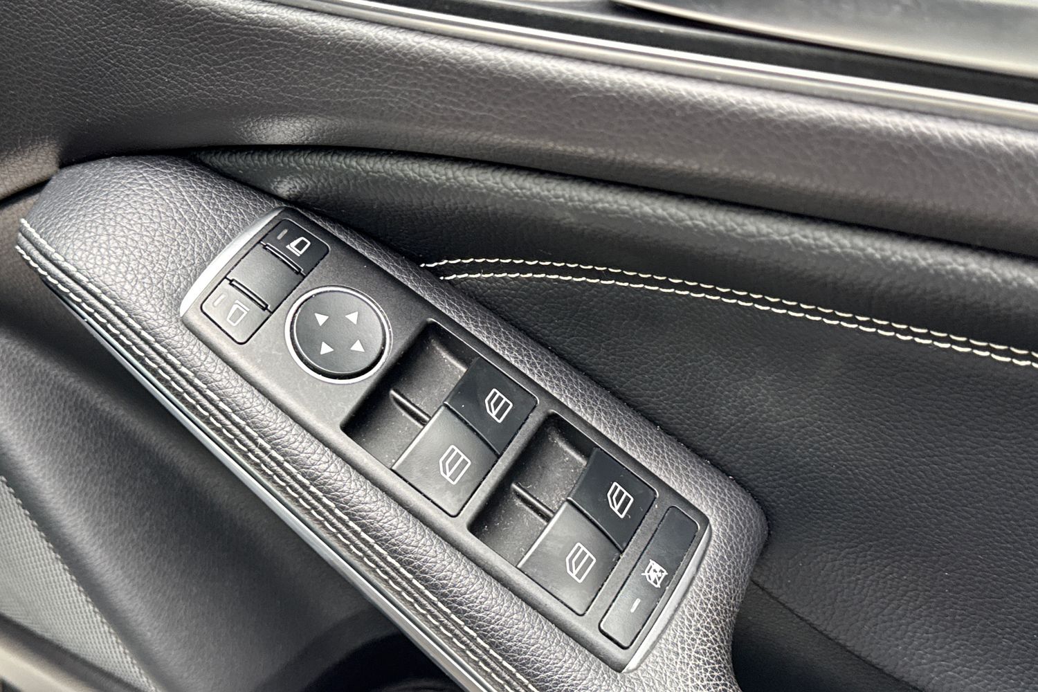 Used Mercedes-Benz GLA 2019 for sale - 77996581: Photo 39