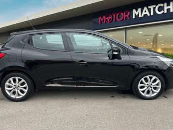 Used Renault Clio 2018 for sale - 74905294: Photo