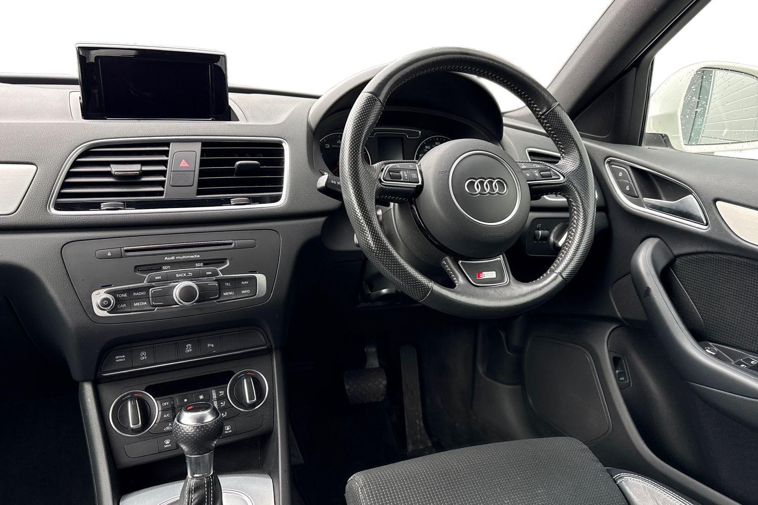 Used Audi Q3 2018 for sale - 77463143: Photo 12