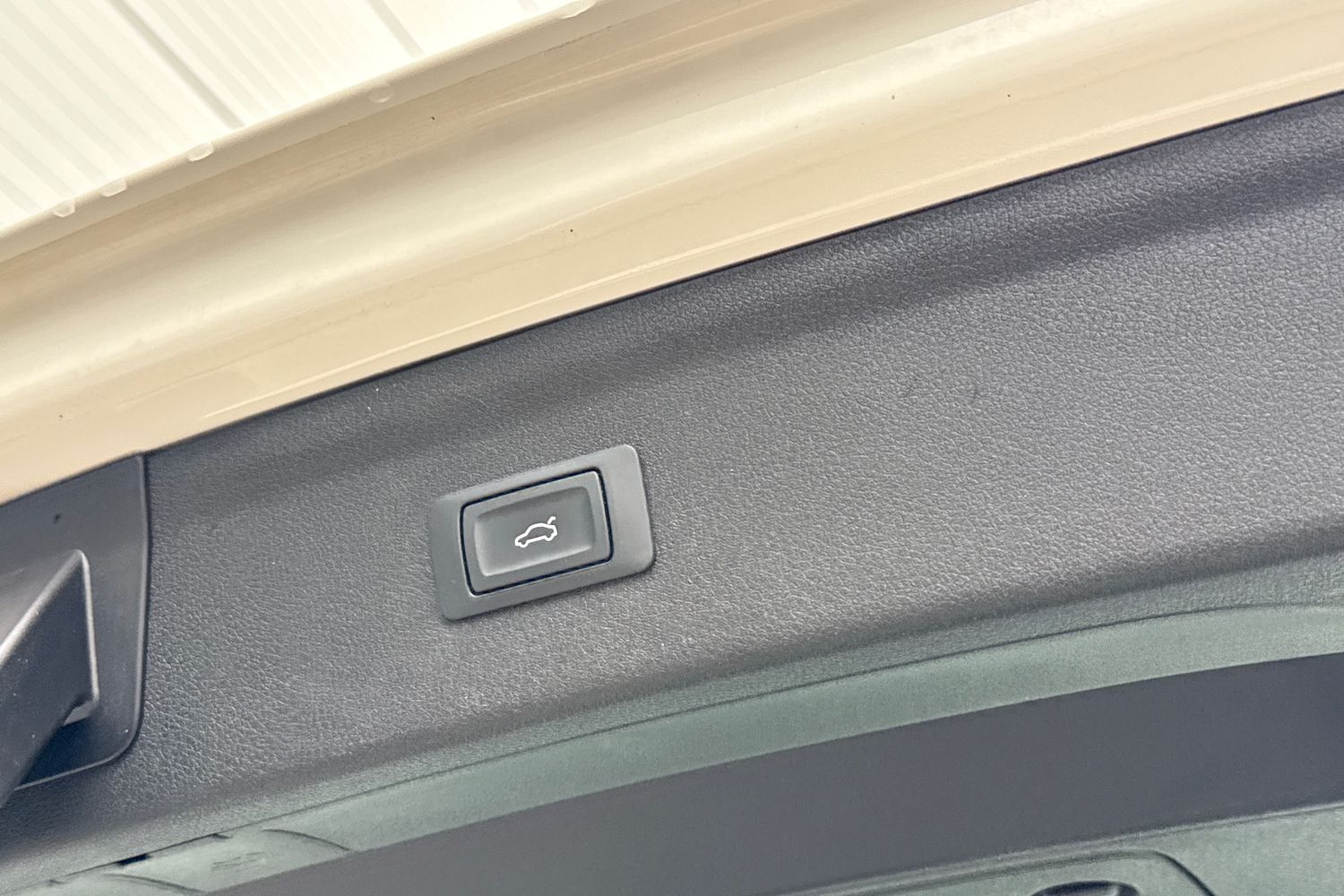 Used Audi Q3 2018 for sale - 77463143: Photo 30