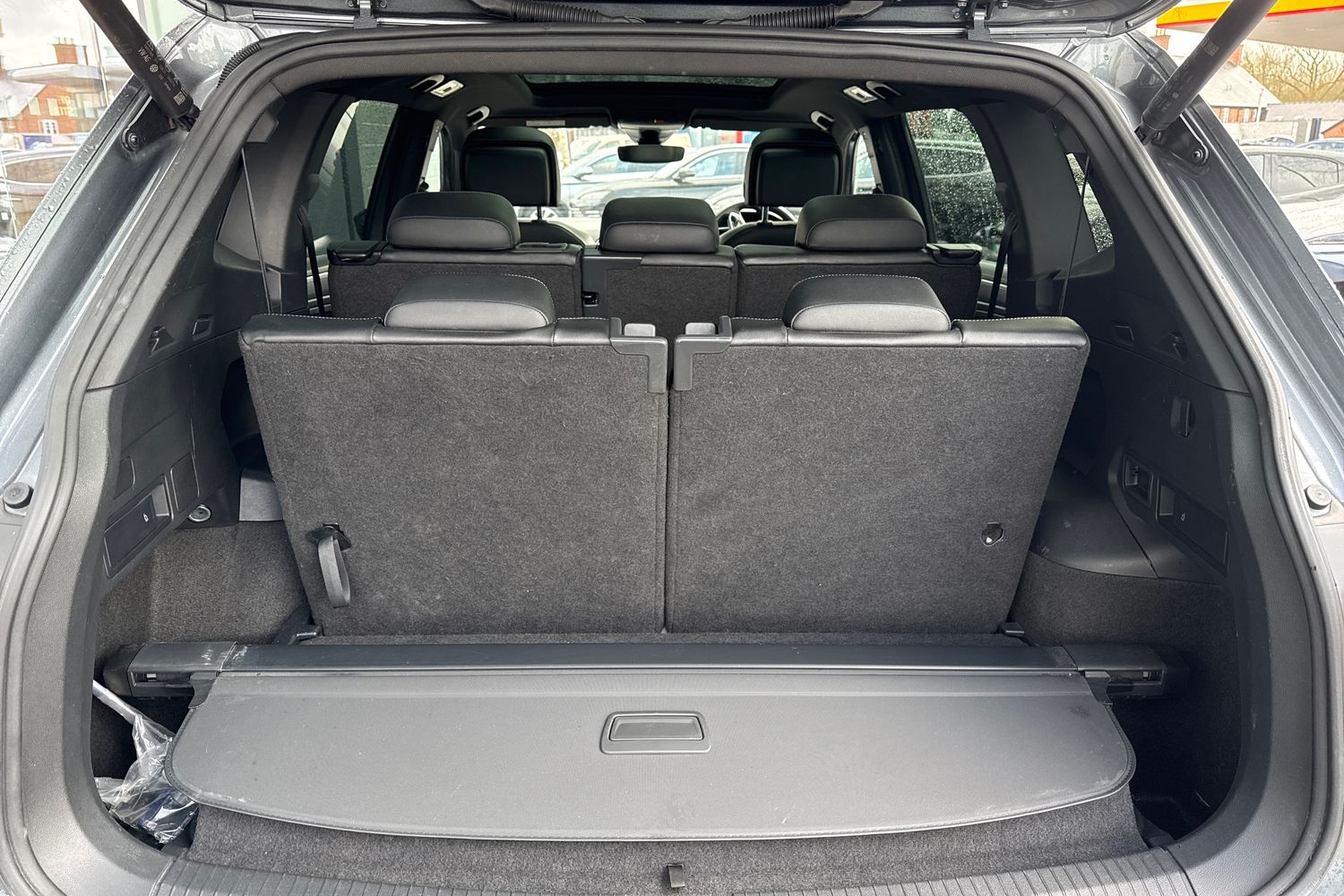 Used Volkswagen Tiguan Allspace 2023 for sale - 77886453: Photo 7