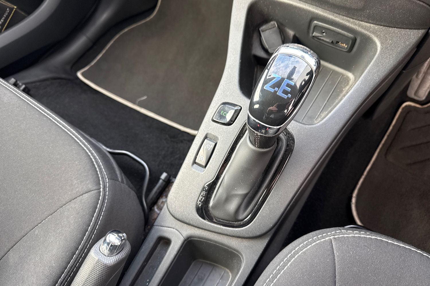 Used Renault Zoe 2018 for sale - 76346592: Photo 23
