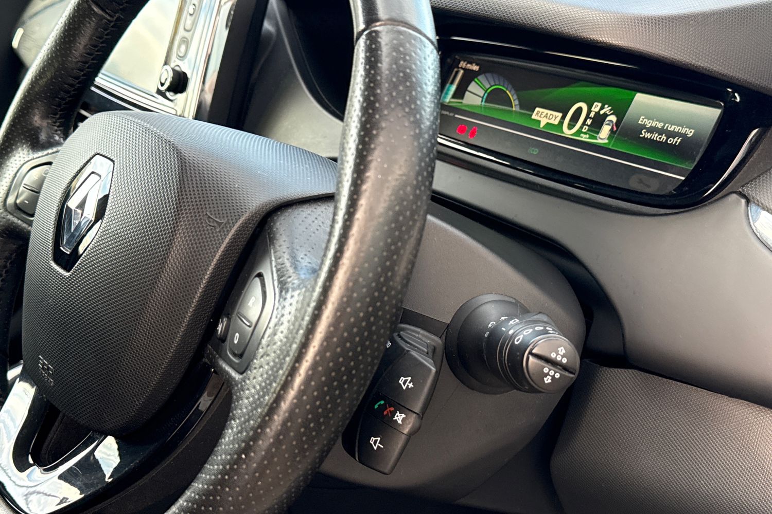 Used Renault Zoe 2018 for sale - 76346592: Photo 43