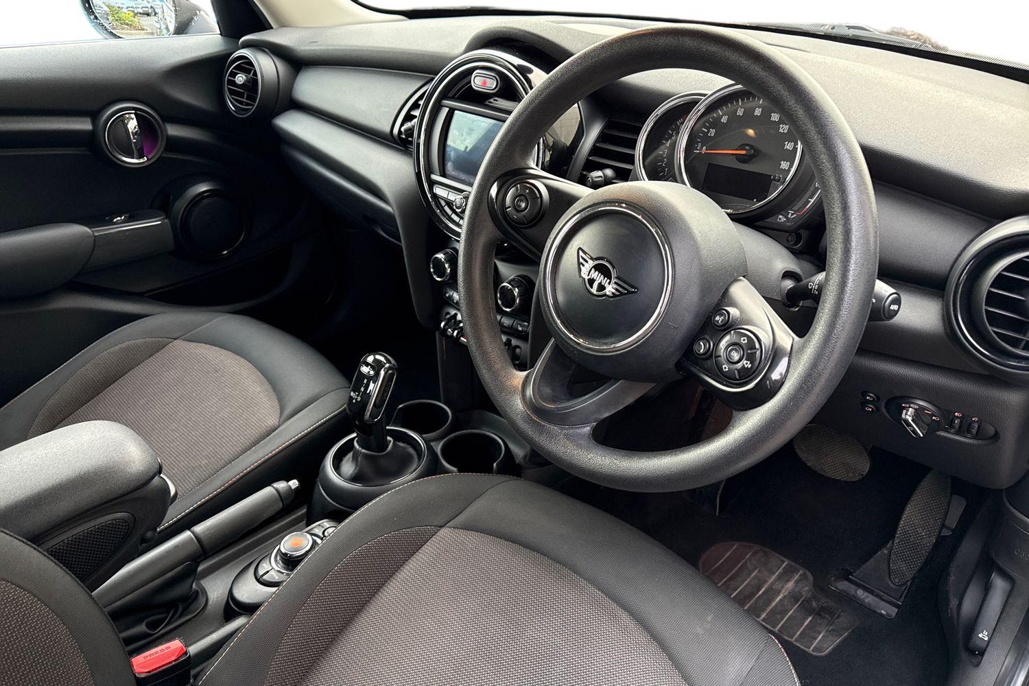 Used MINI Hatch 2019 for sale - 77692233: Photo 14