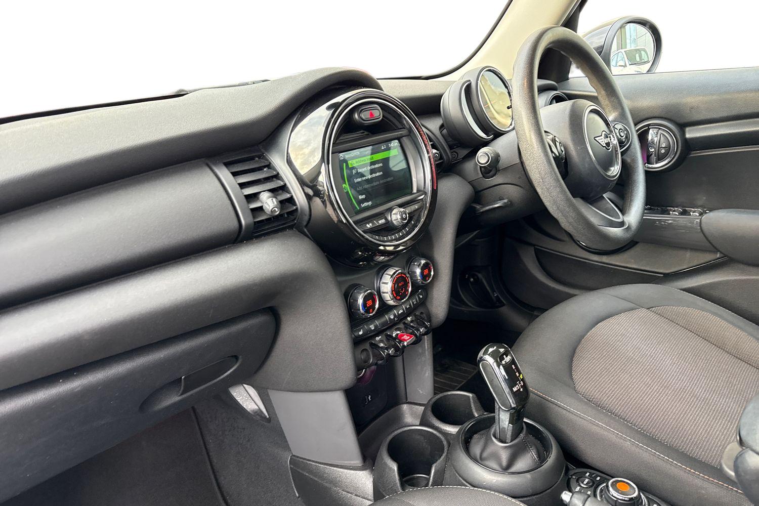 Used MINI Hatch 2019 for sale - 77692233: Photo 15