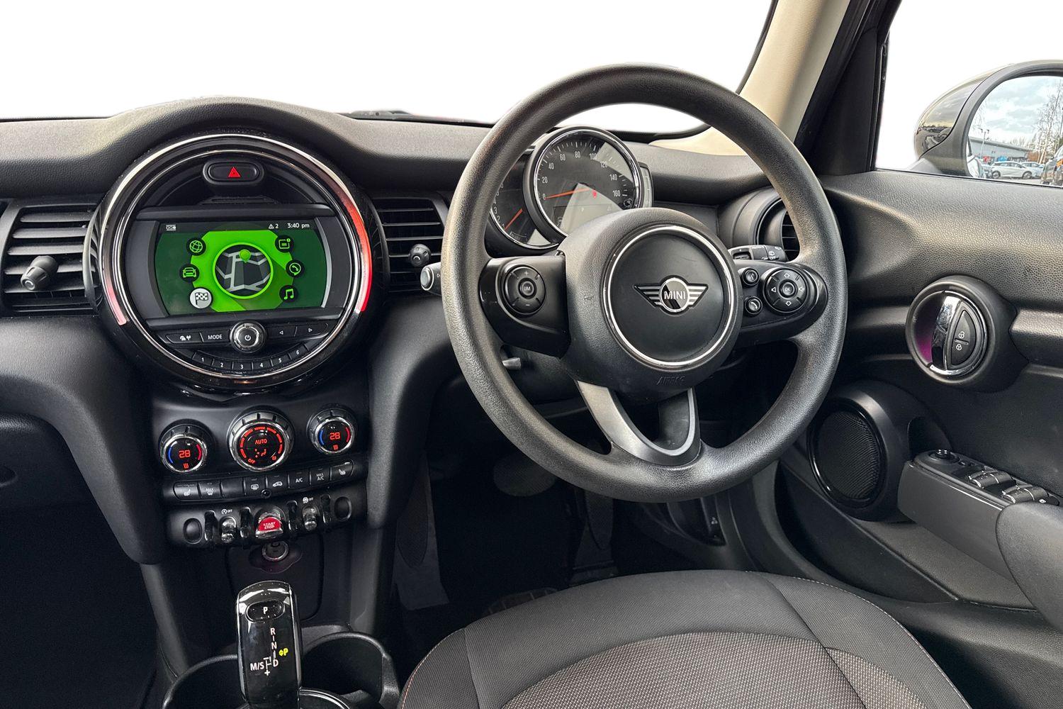 Used MINI Hatch 2019 for sale - 77692233: Photo 18