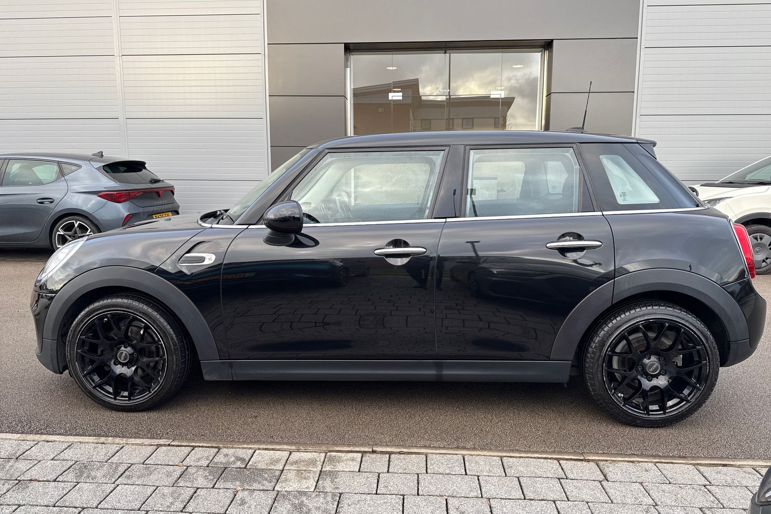 Used MINI Hatch 2019 for sale - 77692233: Photo 30