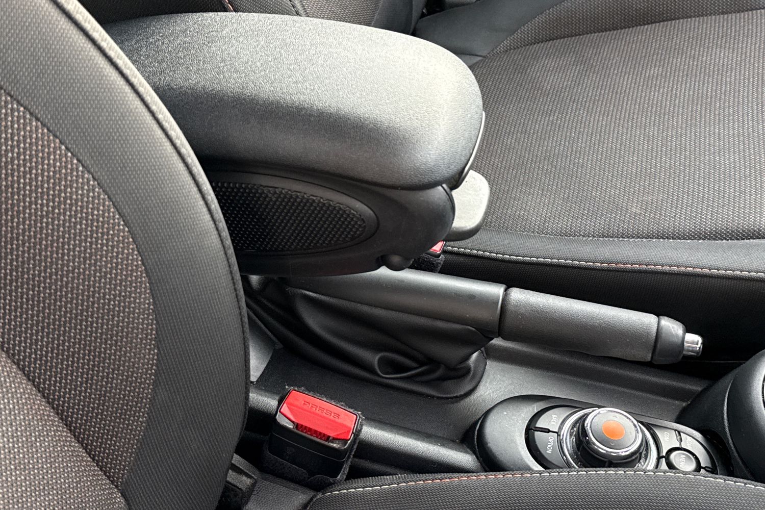 Used MINI Hatch 2019 for sale - 77692233: Photo 38