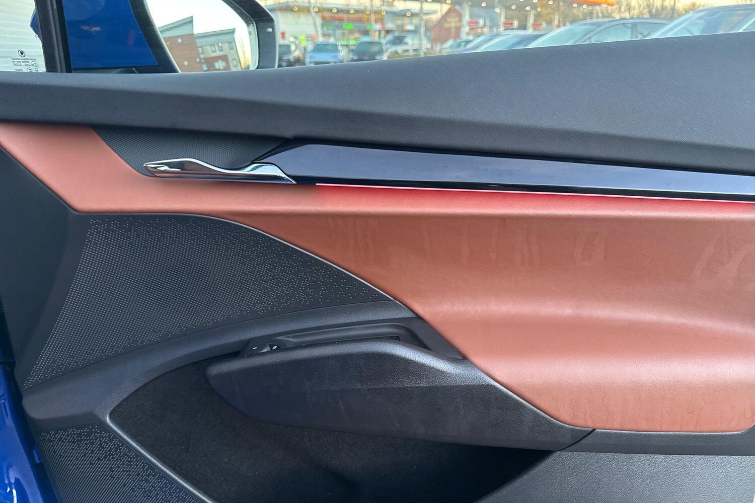 Used Skoda Enyaq 2023 for sale - 76934281: Photo 17