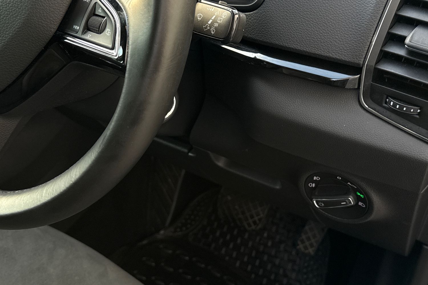 Used Skoda Karoq 2019 for sale - 76665163: Photo 43