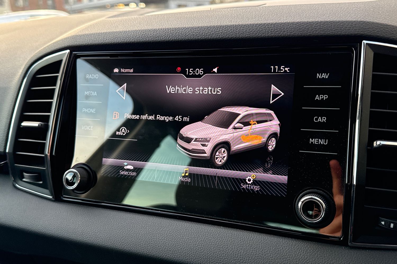 Used Skoda Karoq 2019 for sale - 76665163: Photo 50