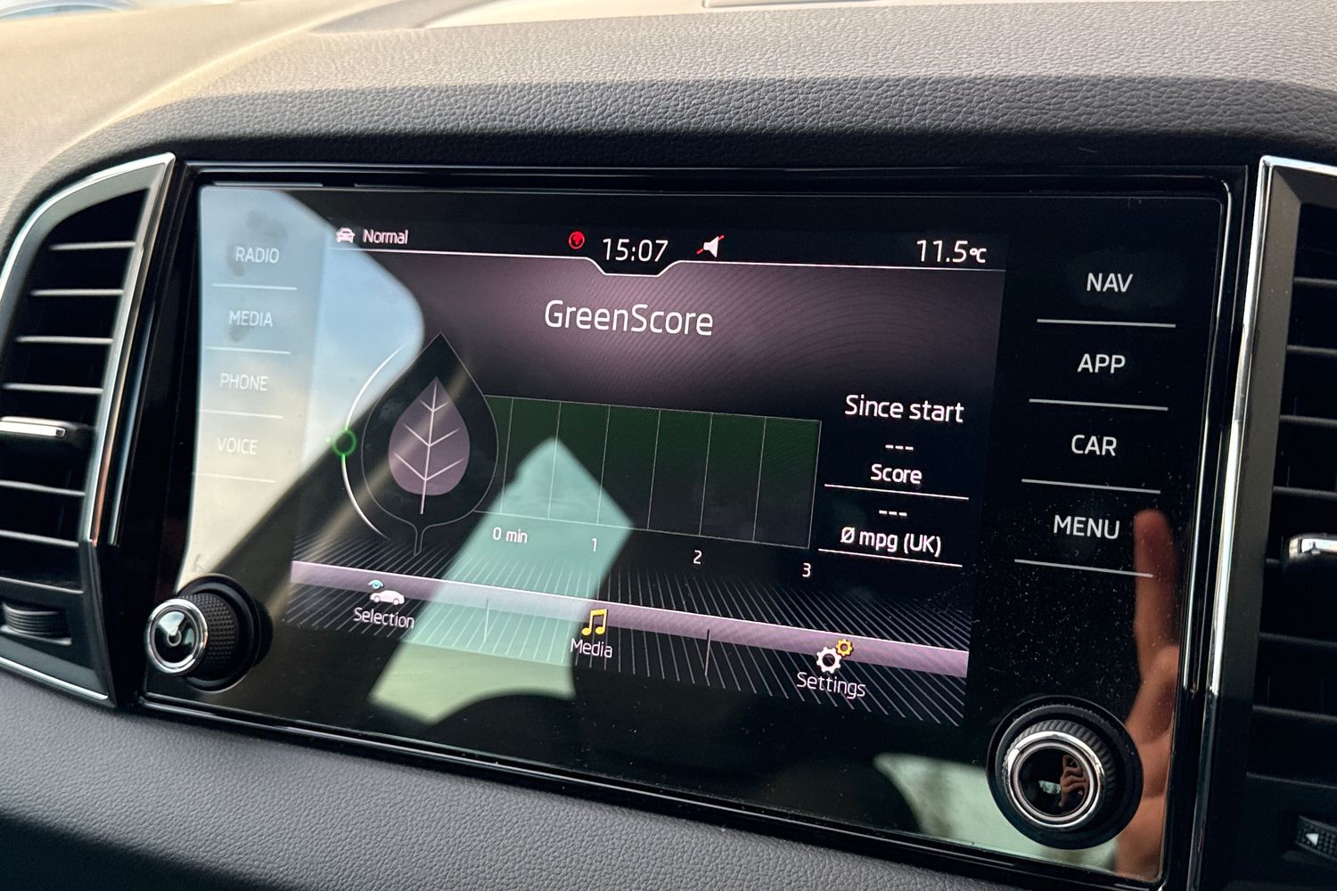 Used Skoda Karoq 2019 for sale - 76665163: Photo 52